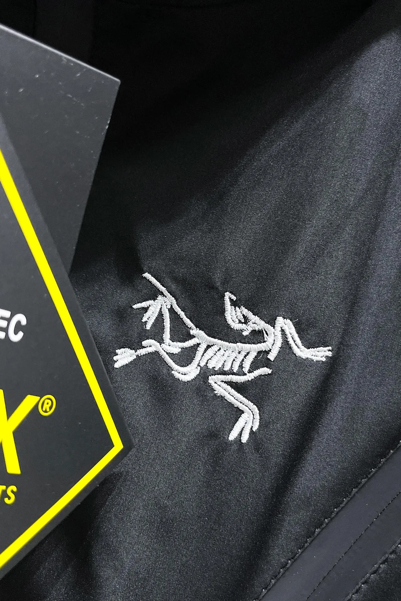 Same Style， ， 2026 New Arrival ， Original Premium Breathable ， ， ， Quality。 ， Sizes：M～3XL，
